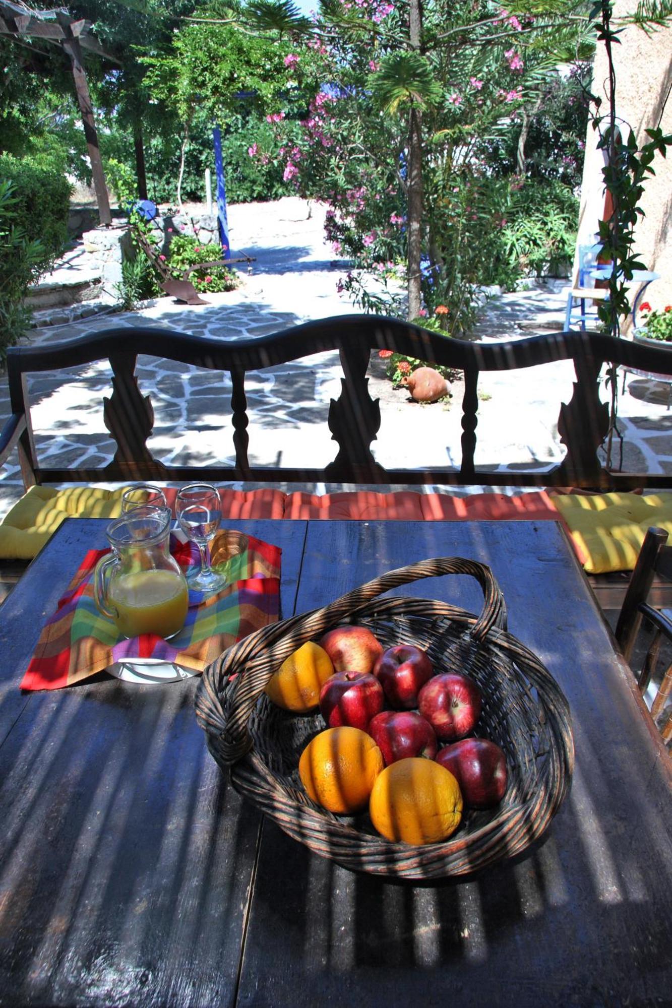 Vagia Traditional, Aegina Island 外观 照片